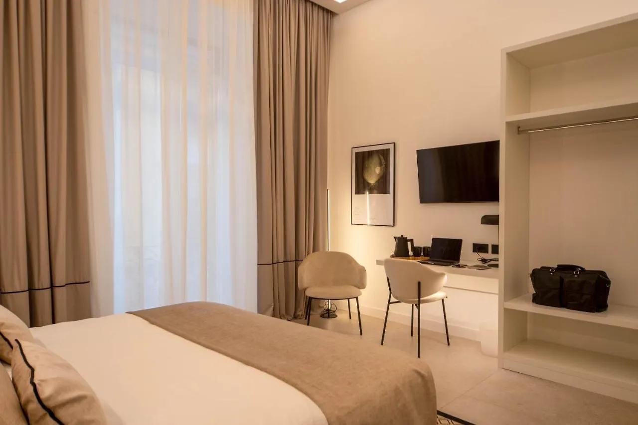 Mamalu - Studios And Suites Nápoles Hotel
